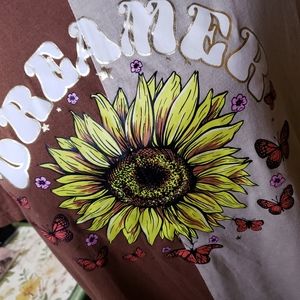 Sunflower butterflies two-tone dreamer tee
